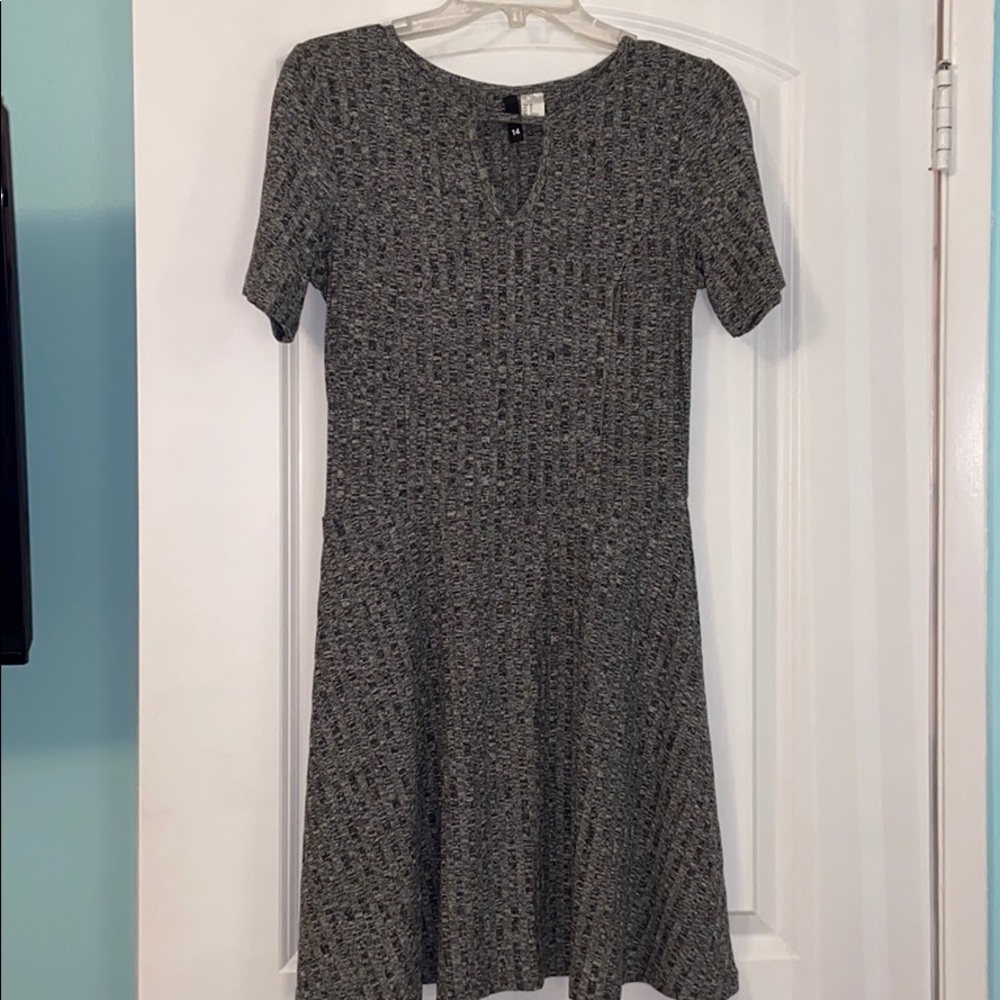 Grey short sleeve sweater dress - US 10 - Brand 14